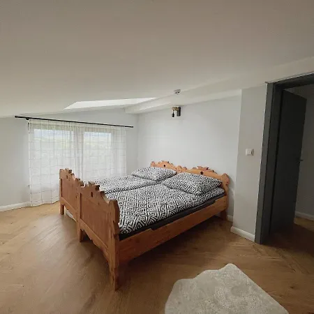 Apartment Pod Katami